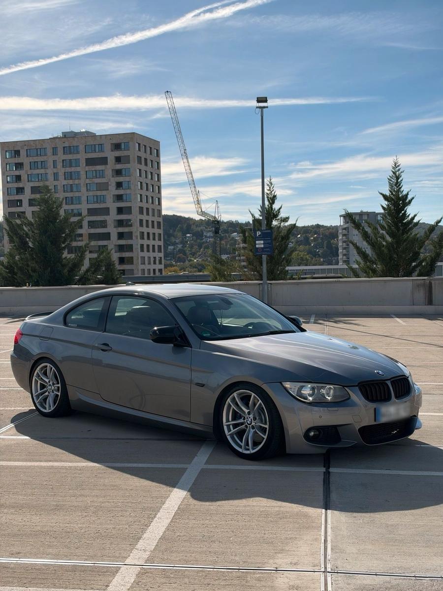 BMW 335