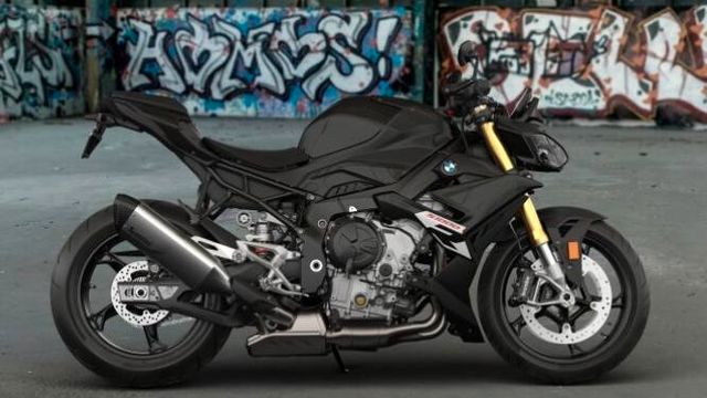 BMW S 1000 R 2025 + Akrapovic + Komfort- + Dynamikpa