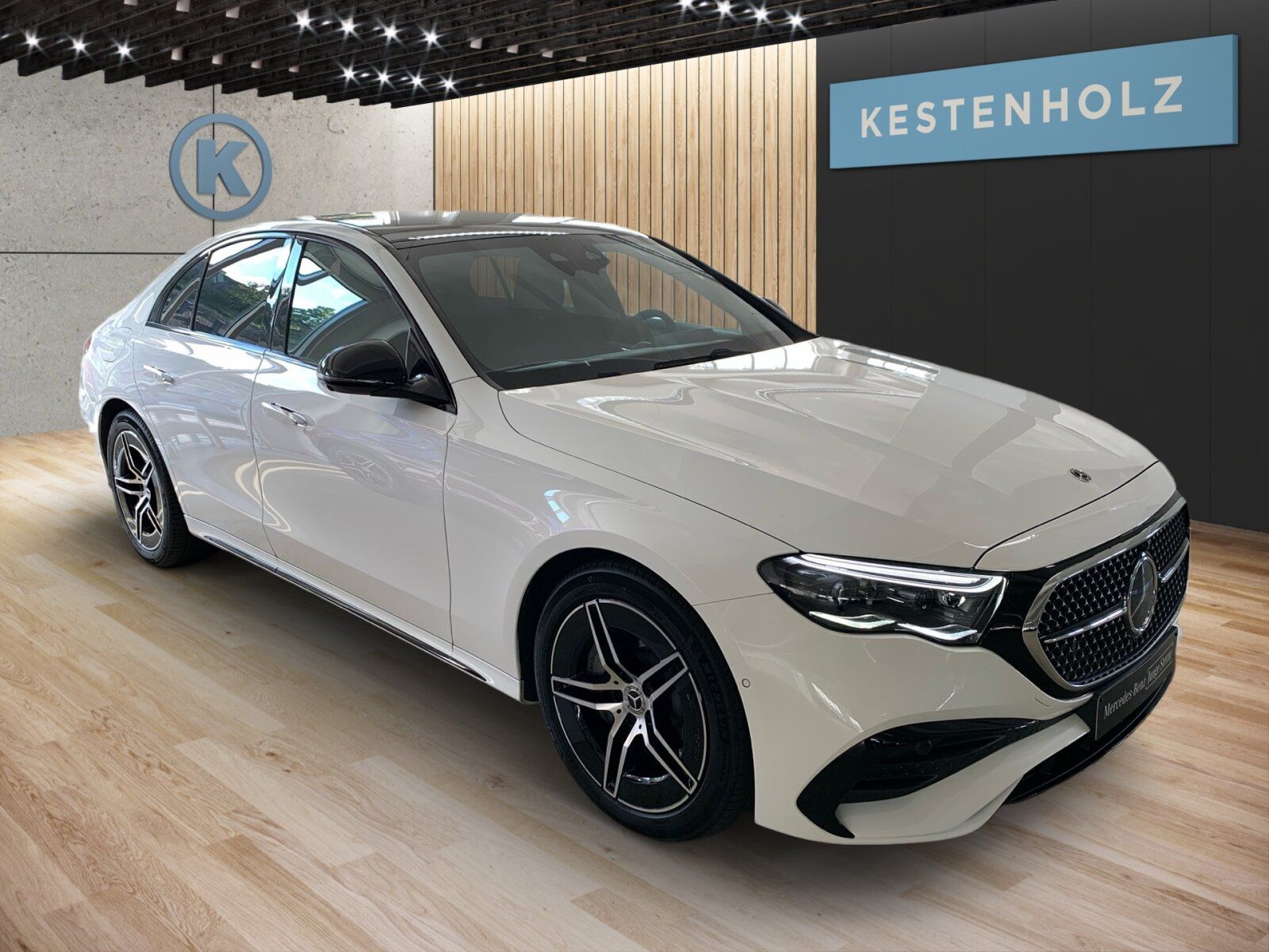 Mercedes-Benz E 200 d Lim *AMG*NIGHT*MEMO*PANO*360°KAM*DISTR* imagem 2