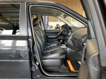 Land Rover Freelander 2 S TD4 *TEMPOMAT*AHK*PDC*LEDER*SZHZ*