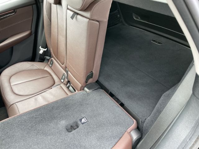 Fahrzeugabbildung BMW 218 Active Tourer i Luxury Line Autom. Navi, Ein