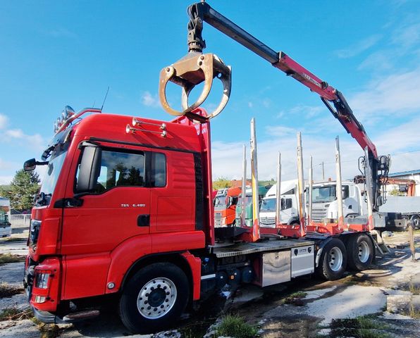 MAN 26.480 TGS 6x4 Holztransporter Palfinger Kran