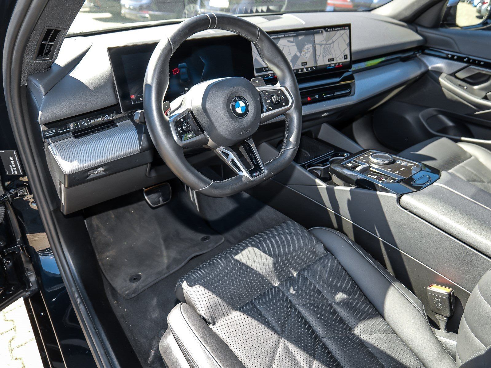 BMW 520i Limousine M Sport Memory DA+ LED RFK DAB foto 16