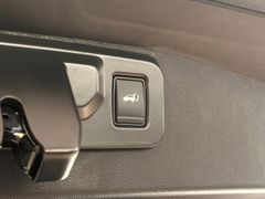 Fahrzeugabbildung Austral Iconic Esprit Alpine 1.2 E-TECH Full Hyb