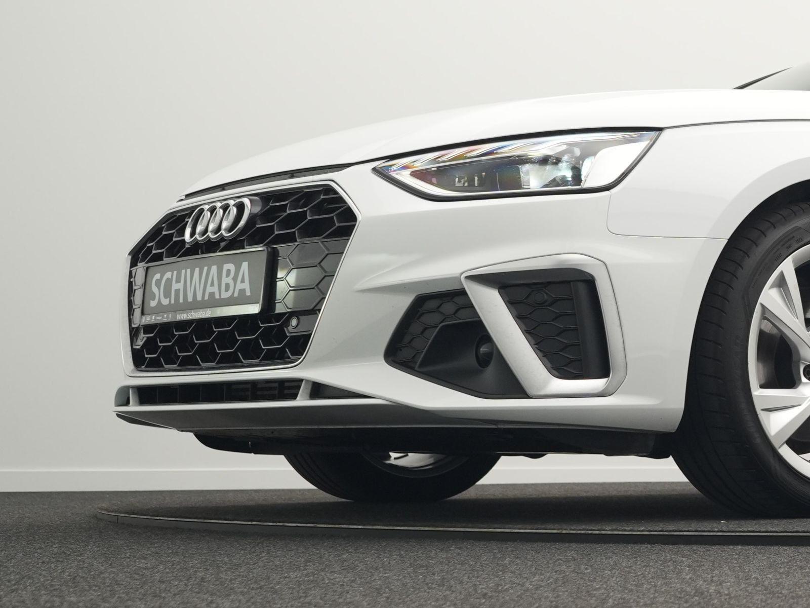 Audi A4 - Bild 44