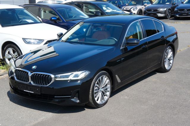 BMW 540d xDrive Lim. *ACC*AHK*LIVE*KAM*19Z*AMBIENTE