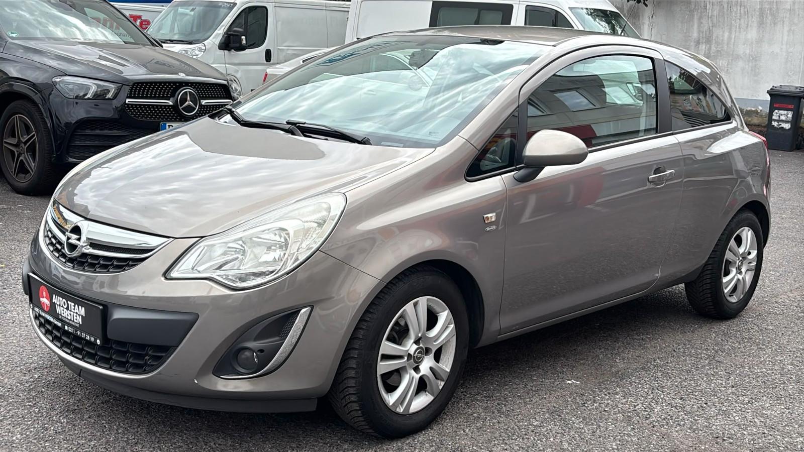 Opel Corsa D 1.4  *ERST 51848KM GELAUFEN*