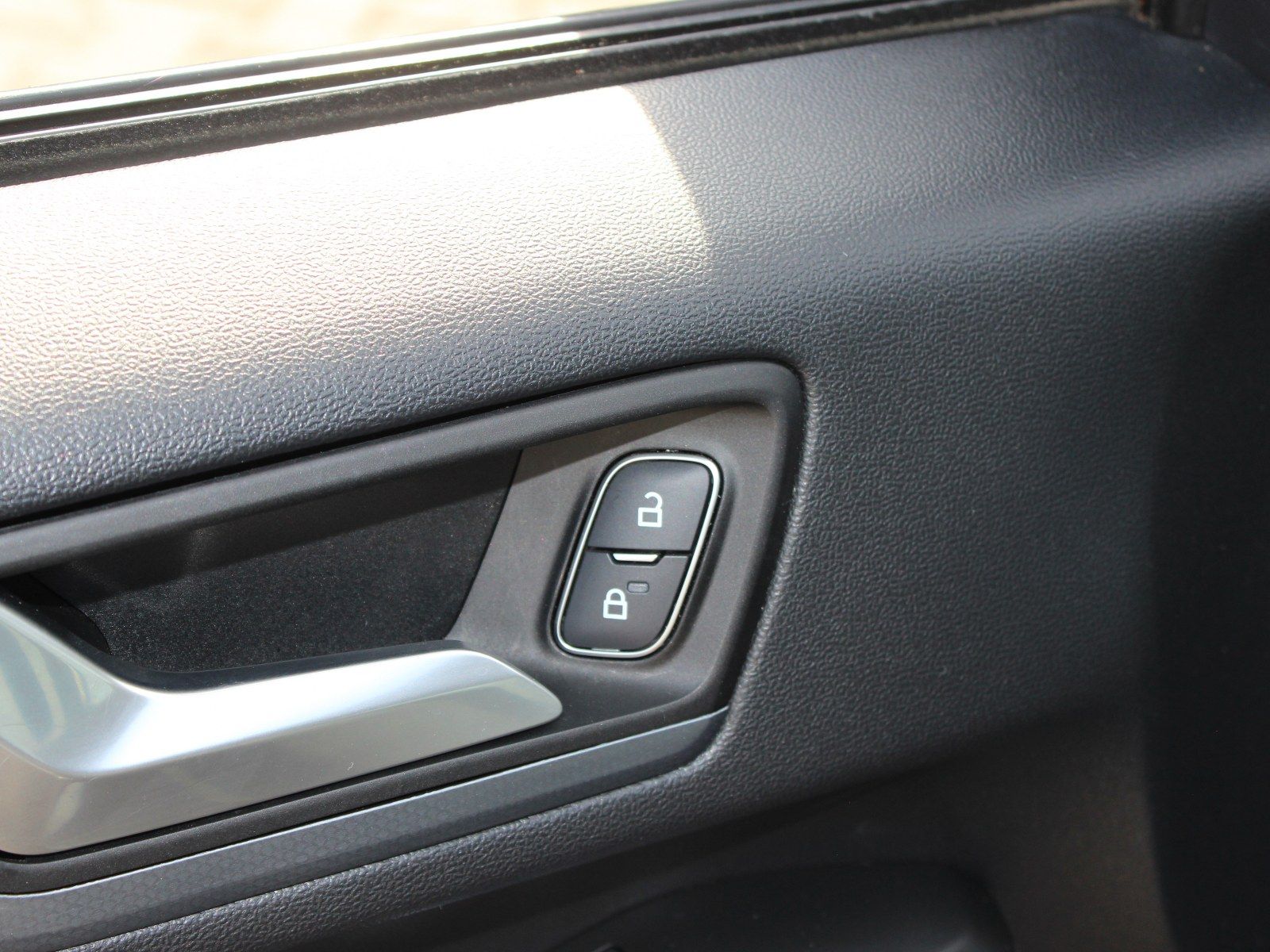 Fahrzeugabbildung Ford Focus Active 1,0 EcoBoost Start/Stopp