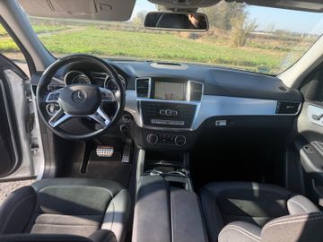 Mercedes ML 350 - 10