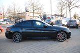 Alfa Romeo Giulia Veloce MY23, Assistenz/Premium, NP:66.390 - Alfa Romeo: 3.2