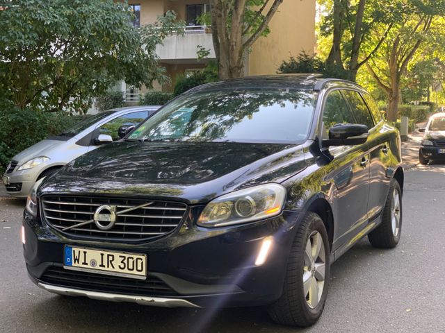 Volvo XC 60 XC60 Momentum 2WD