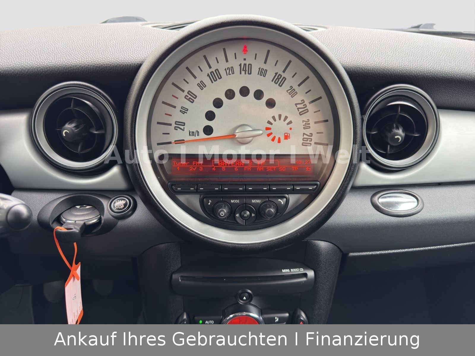 Fahrzeugabbildung MINI ONE Mini One RED ALU/ALLWETTERREIFEN/SHZ/KLIMA