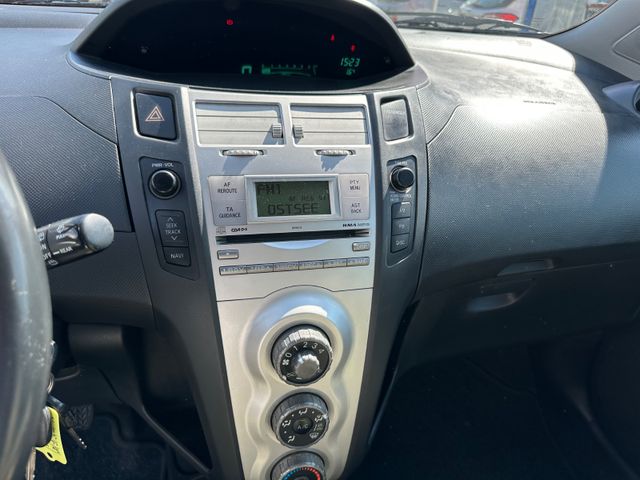 Toyota Yaris Sol