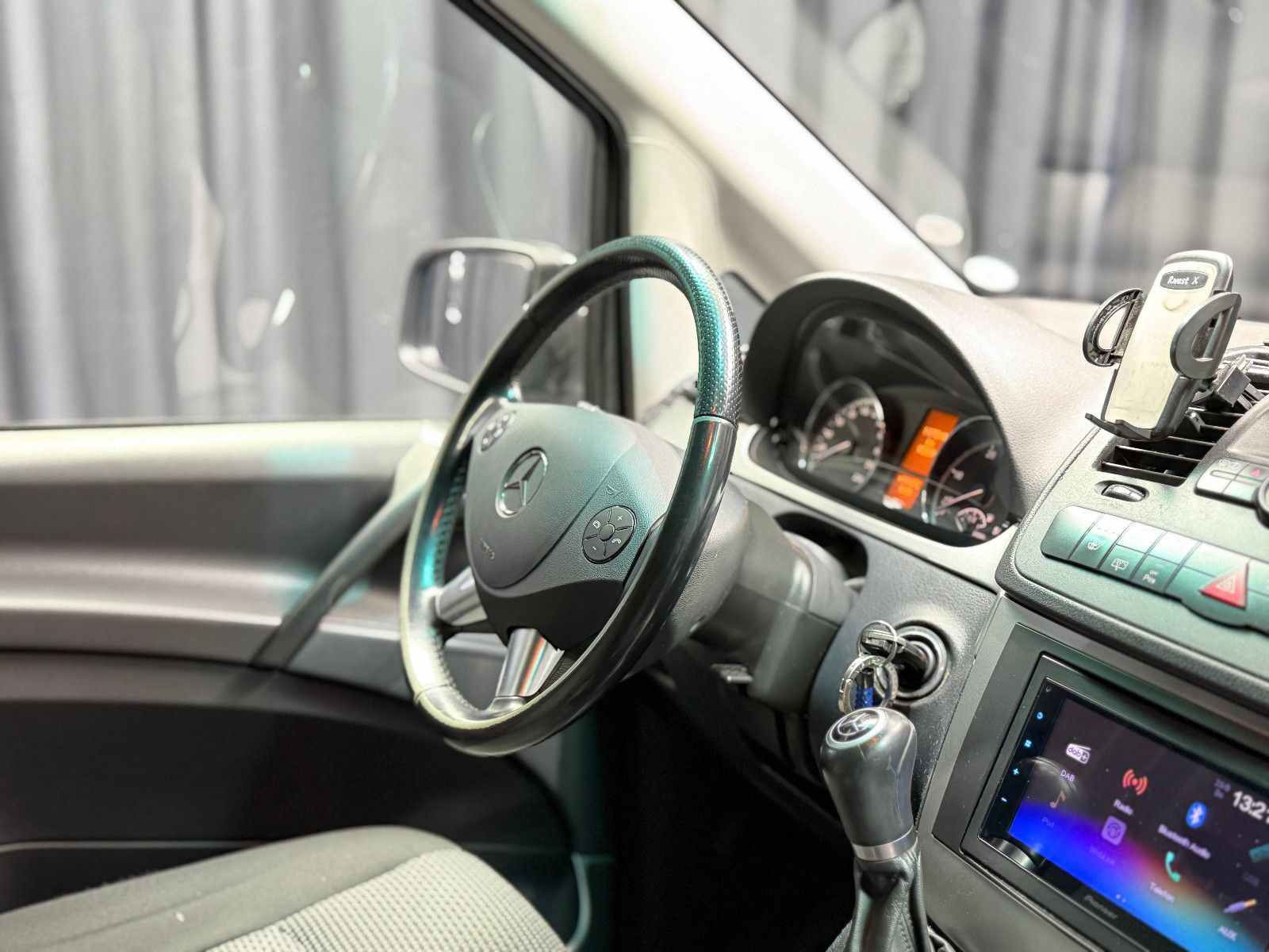 Fahrzeugabbildung Mercedes-Benz Vito Mixto 122 CDI lang|AUTOMATIK|CAMPER-UMBAU