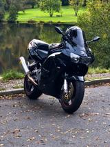 Honda CBR 900 RR Fireblade  - HONDA CBR 900 RR FIREBLADE