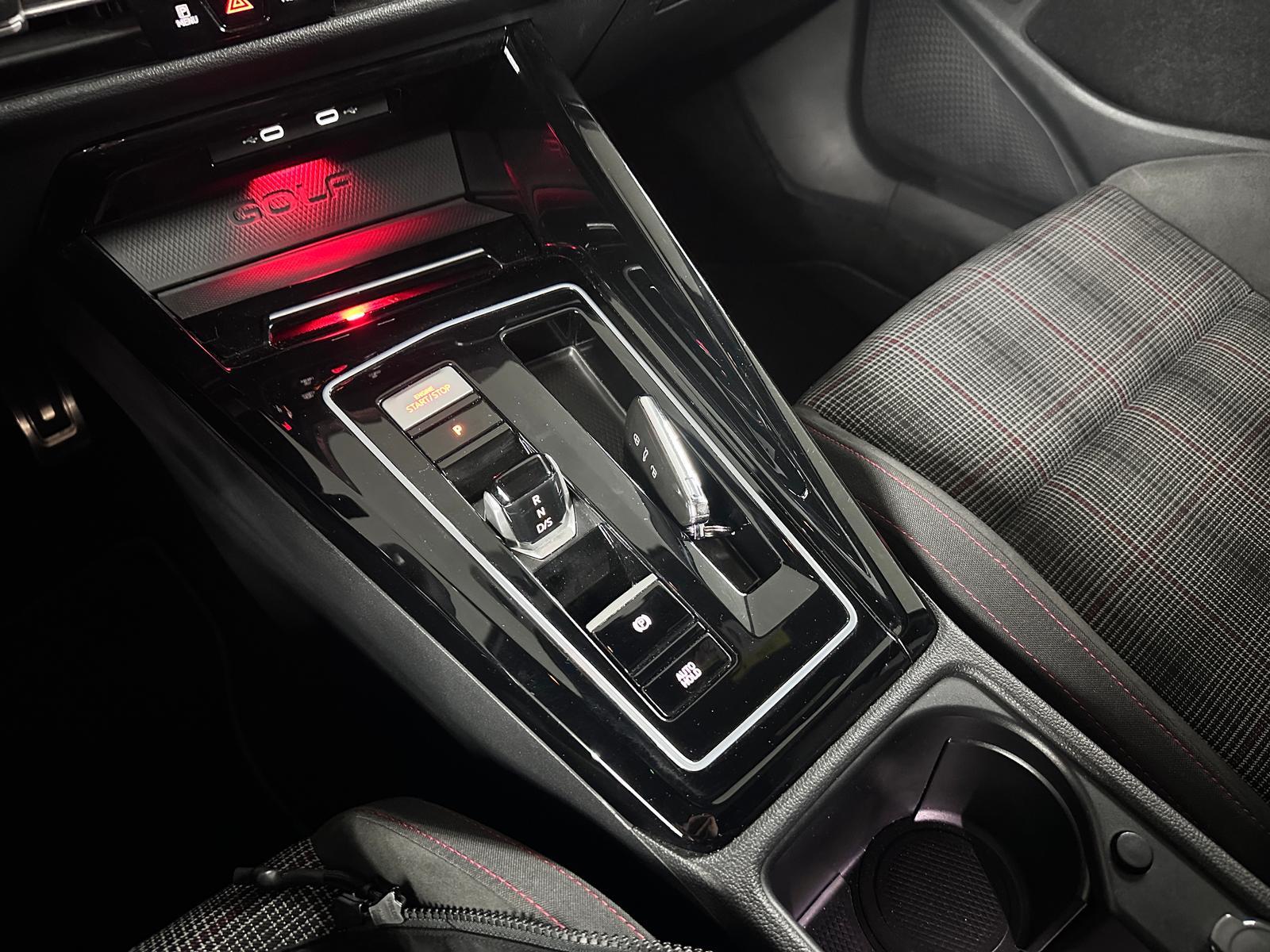 Volkswagen Golf 2.0 TSI PANO/IQMATRIX/ACC, миниатюра 18