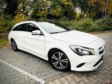 Mercedes-Benz Mercedes Benz CLA 220 Shooting Brake d 7G-... - gebrauchte Mercedes-Benz CLA 220 Shooting Brake aus dem Jahr 2017