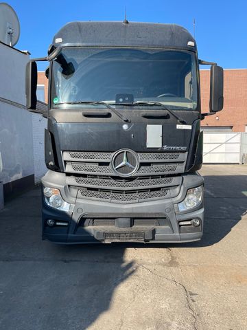 Mercedes-Benz Actros 4 2-Achser BM 963 1840 OM470 4x2 SZM