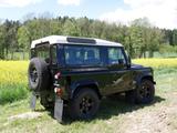 Land Rover Defender 90 Td4 Station Wagon - Land Rover Defender: Schwarz