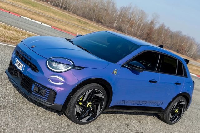 Abarth 600e Scorpionissima - LIMITIERT