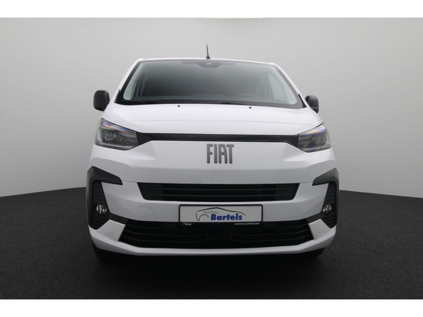 Fahrzeugabbildung Fiat Scudo L2 Multicab Basis Digitales Cockpit AHK