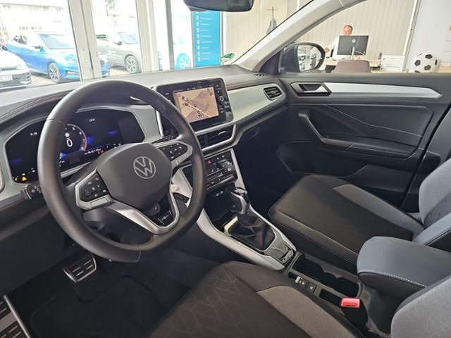Fahrzeugabbildung Volkswagen T-Roc 1.5 TSI DSG Goal NAVI STANDHZ ACC SHZ LM17