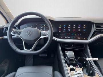Volkswagen Touareg - 3