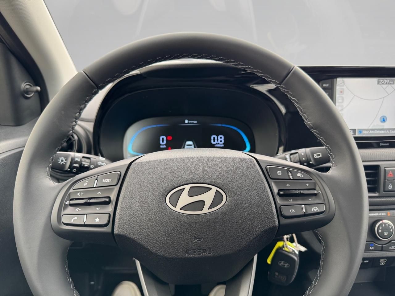 Fahrzeugabbildung Hyundai i10 SELECT Kam. LM Navi PDC SpurH