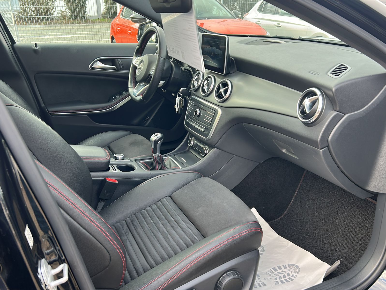 Fahrzeugabbildung Mercedes-Benz GLA 200 AMG Line