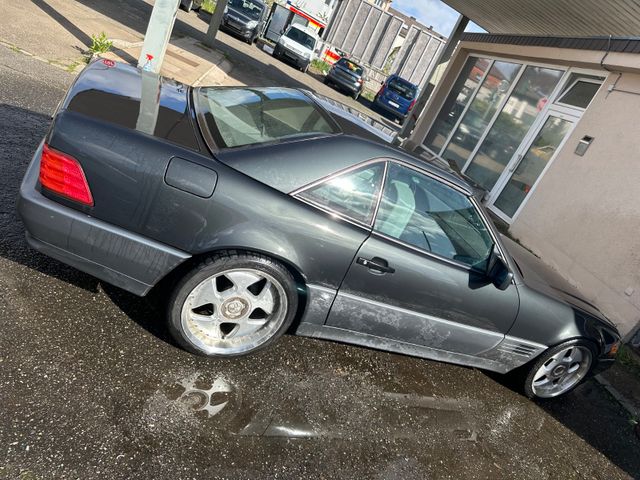 Mercedes-Benz SL 300