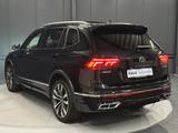 Volkswagen Tiguan Allspace R-Line 4Motion *20Zoll*PANORAMA* - Volkswagen Tiguan Allspace aus 2022