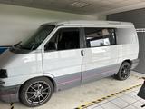 Volkswagen T4 andere - graue Volkswagen T4 andere