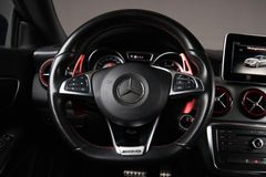 MERCEDES-BENZ CLA 45 AMG 4Matic*Bi-Xenon*Kamera*Navi*18"*