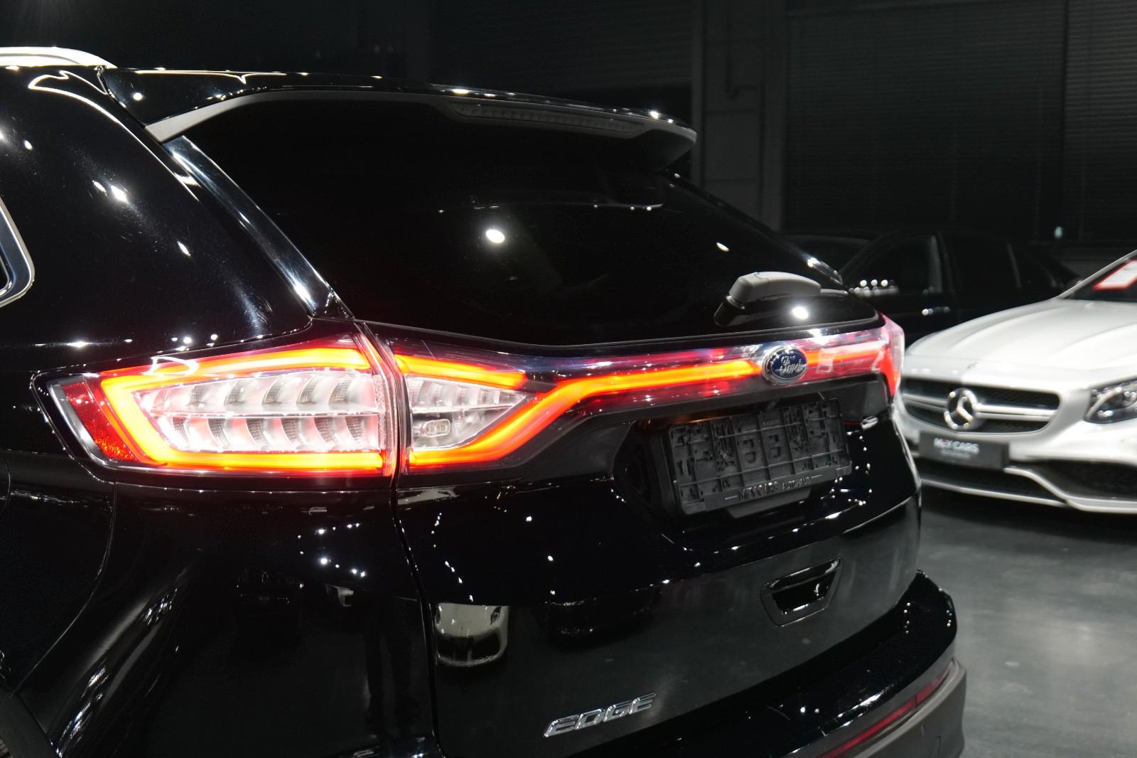 Ford Edge Titanium 4x4 *LED*L-HZG*Spurhalteassistent*