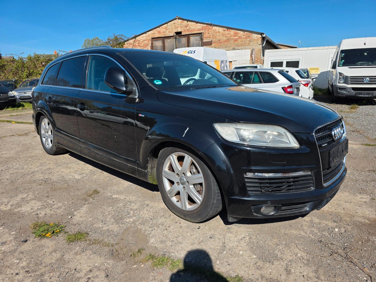 Audi Q7 3.0 TDI quattro MOTORSCHADEN