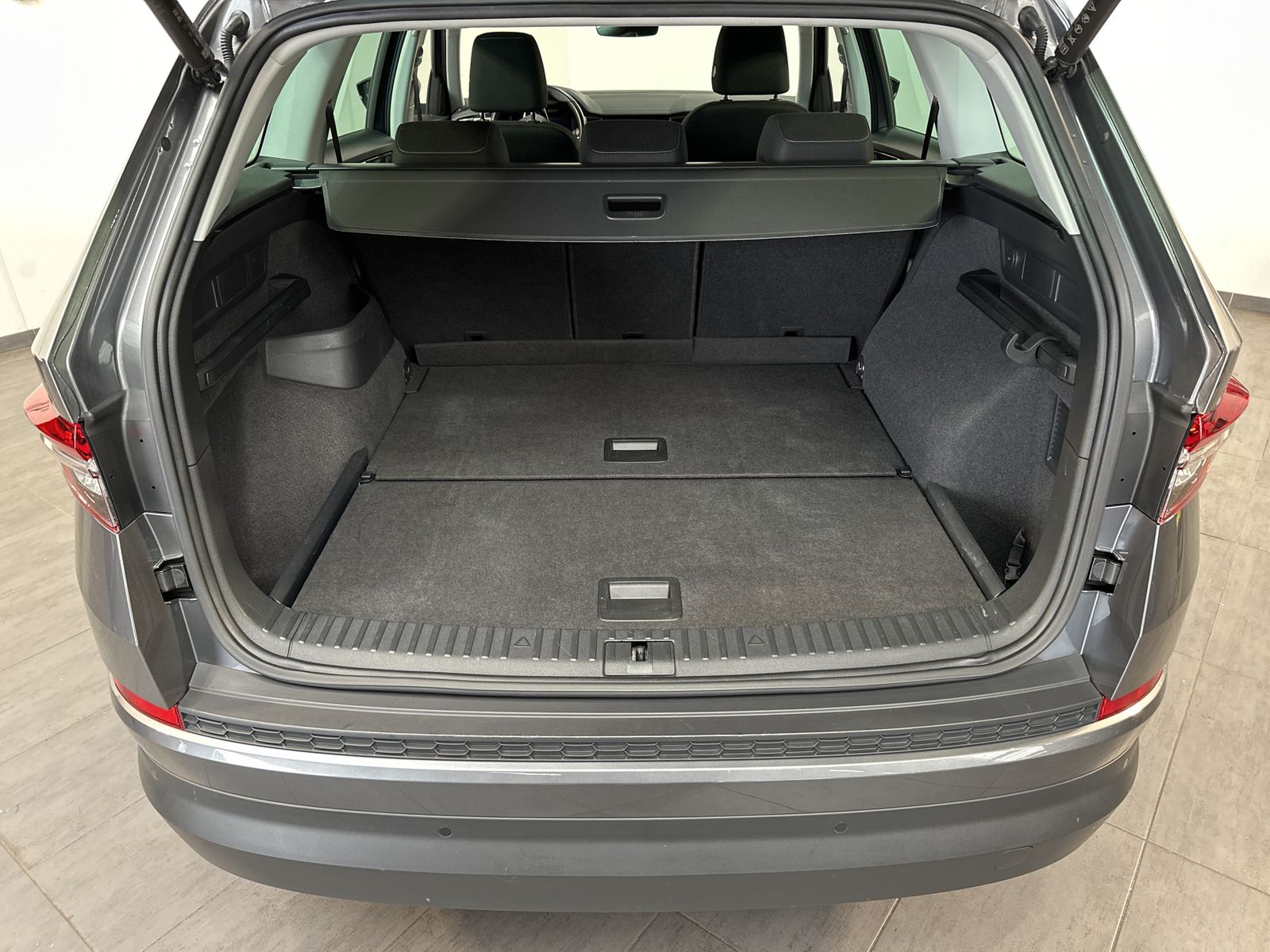 Fahrzeugabbildung SKODA Kodiaq 2.0 TDI DSG Ambition NAV+LED+ACC+KAMERA