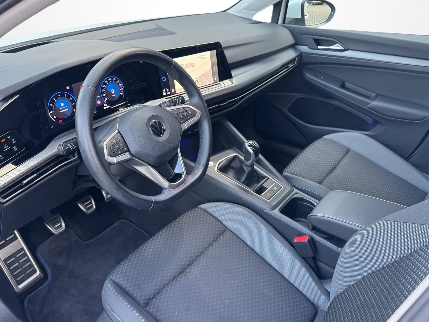 Golf VIII 1.5 TSI "ACTIVE" *LED+*NAVI*STDHZG*