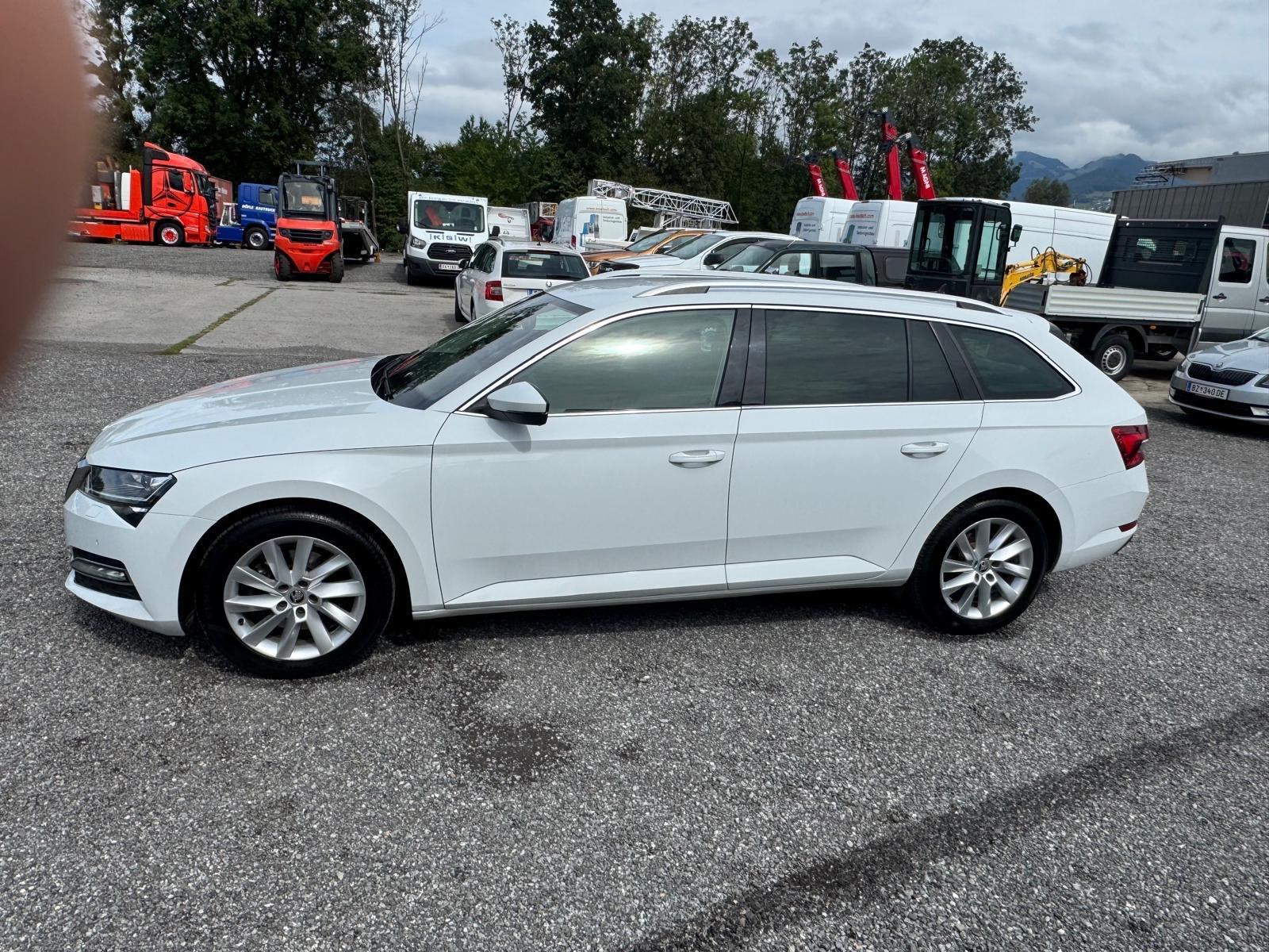 Skoda Superb Combi Style