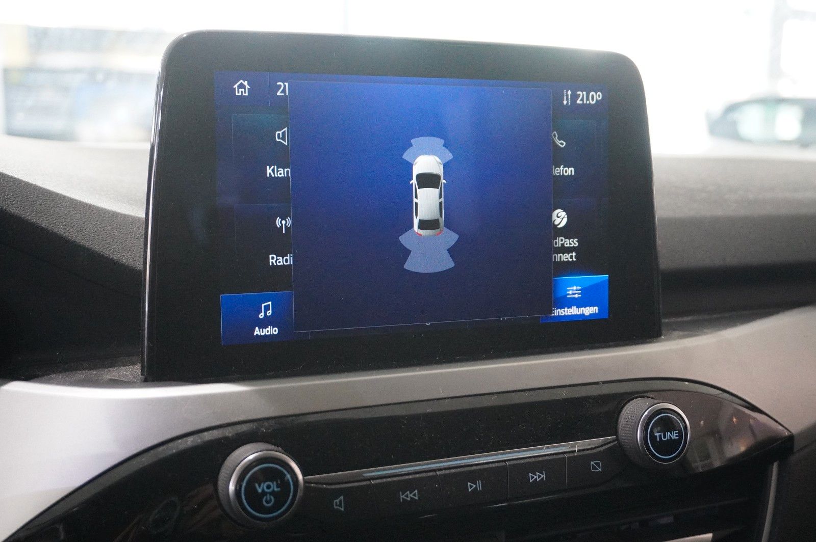 Fahrzeugabbildung Ford Kuga 1.5D COOL & CONN. NAVI/LED/SHZ/TEMP./NEBEL