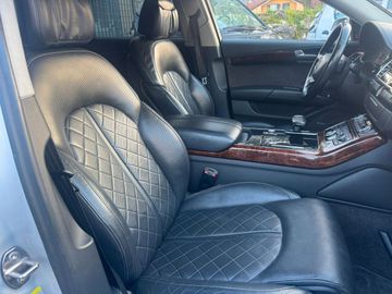 Audi A8 - 12