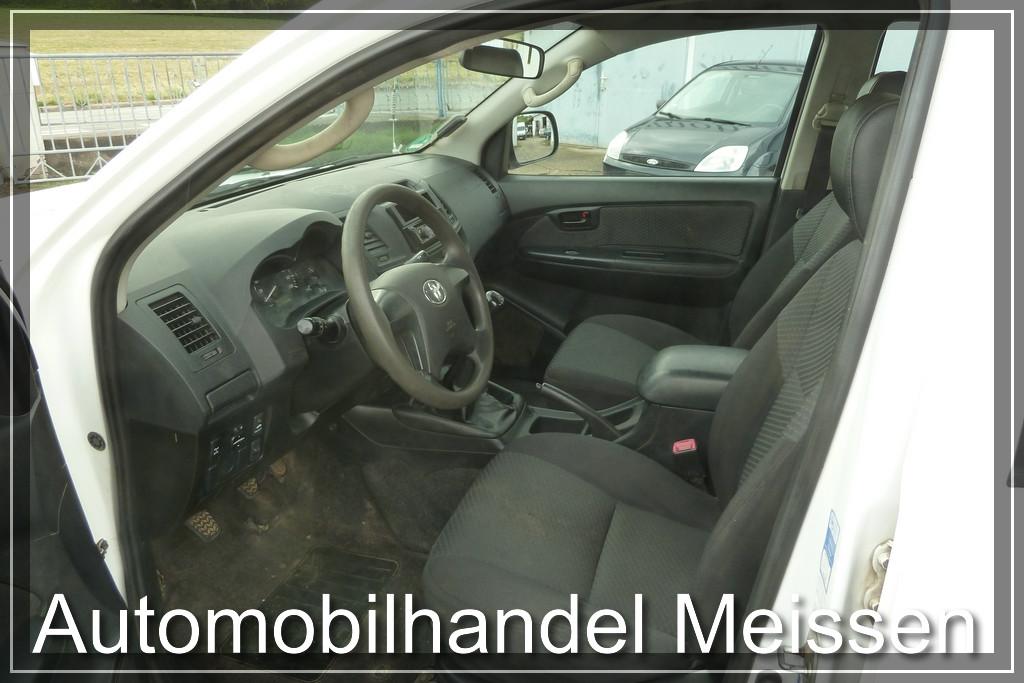Toyota Hilux 2014 — photo 9