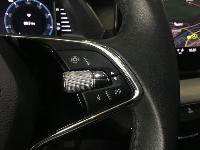 Fahrzeugabbildung Skoda Octavia Ambition 1.0 TSI Navi/Kamera/Tempo/LED