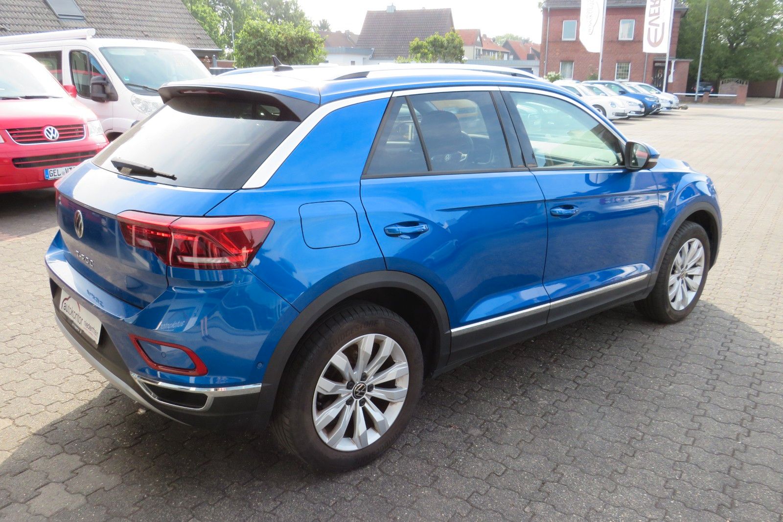 Fahrzeugabbildung Volkswagen T-Roc Style KAMERA ACC NAVI APP SITZH DIGI-COPI