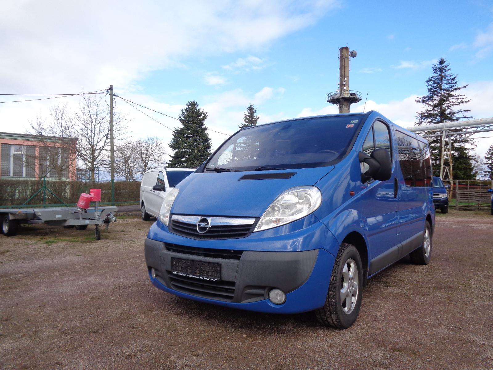 Opel Vivaro  Kombi L1H1   8-Sitze  Automatik
