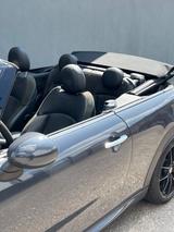 MINI John Cooper Works Cabrio John Cooper Works - MINI Cabrio Serie von privat