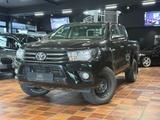 Toyota HILUX ELCH DOUBLE CAB DUTY 4X4 BUNDESWEHR STANDH - Toyota: X