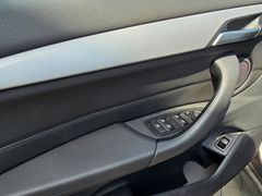BMW X1 sDrive20i Advantage  *Leder*Automatik*
