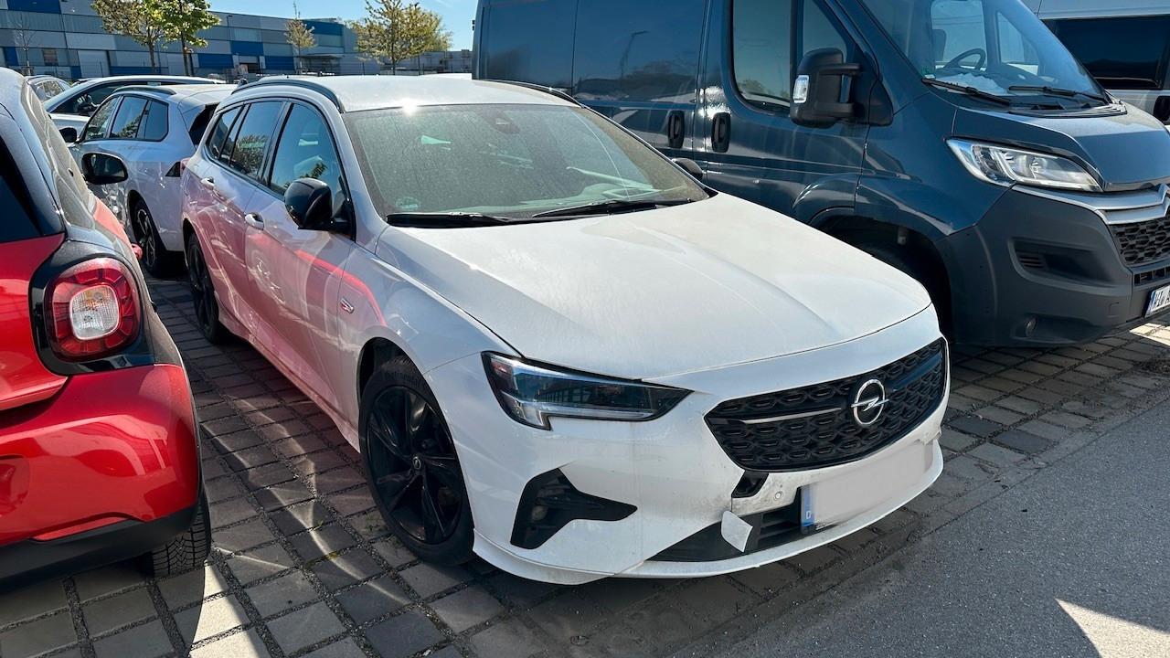 Opel Insignia B Sports Tourer Ultimate OPC-Line