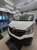Renault Traffic - Renault: Traffic