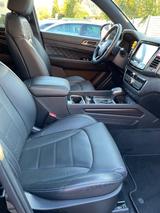 Ssangyong REXTON 2.2 Diesel e-XDi 220 Sapphire 4WD AT ... - Ssangyong REXTON von privat